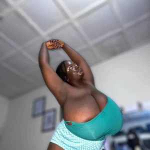 Boobs baddie